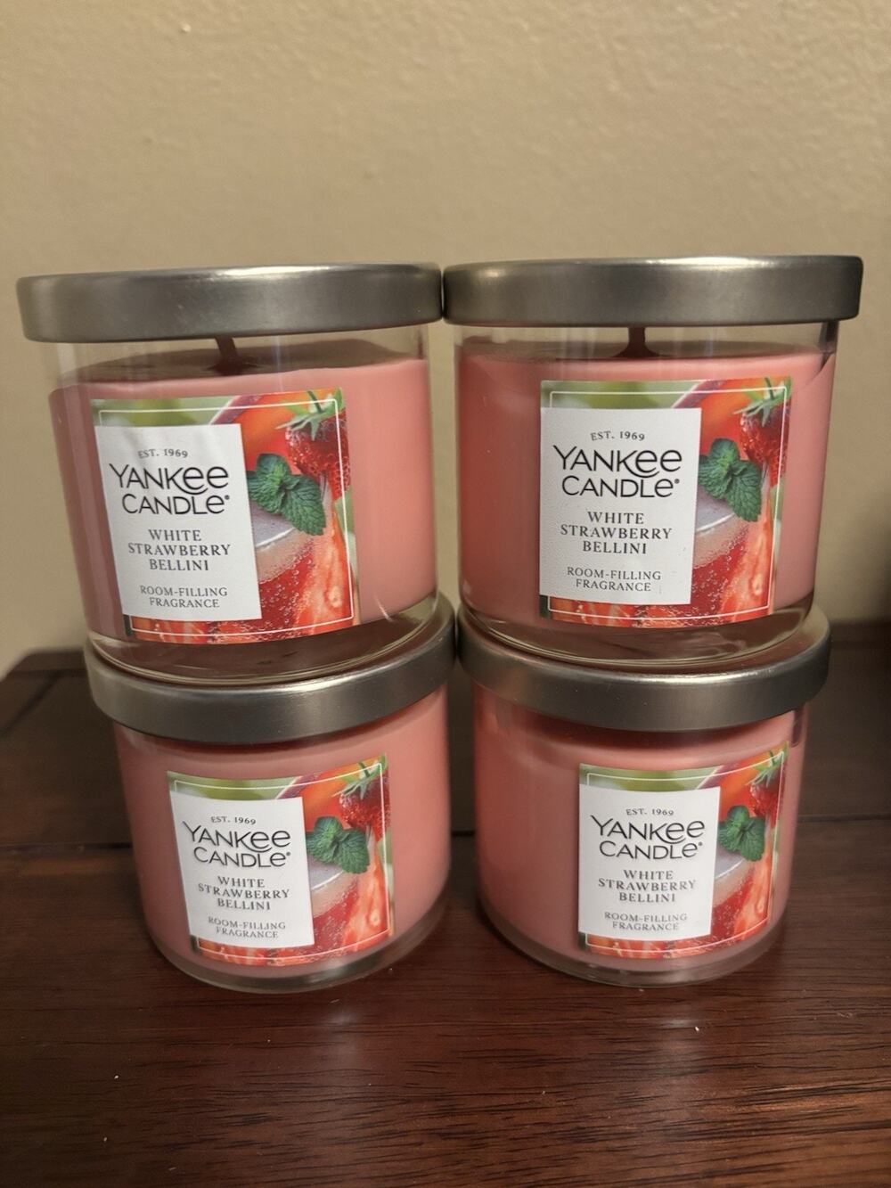 Yankee White Strawberry Bellini 4.3 Ounce Candle With Lid (Qty 4)
